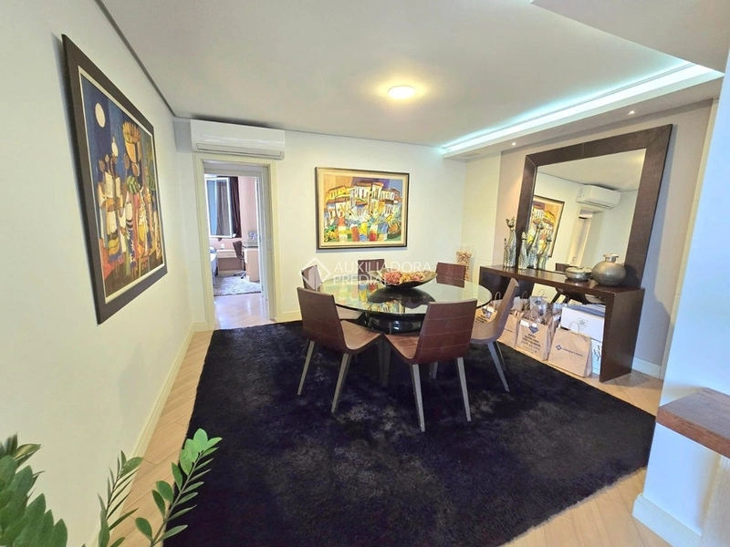 Apartamento reformado com 3 suítes e vista mar | Beira-Mar Norte: 11ª foto da galeria de imagens do imóvel