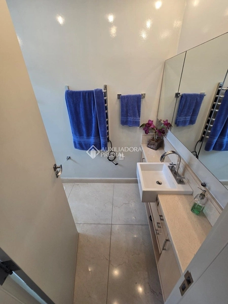 Apartamento reformado com 3 suítes e vista mar | Beira-Mar Norte: 15ª foto da galeria de imagens do imóvel