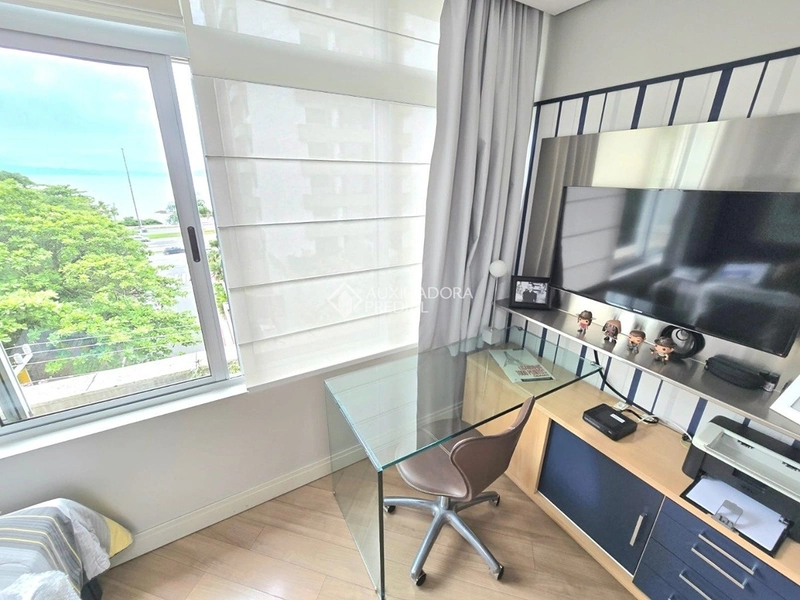 Apartamento reformado com 3 suítes e vista mar | Beira-Mar Norte: 19ª foto da galeria de imagens do imóvel