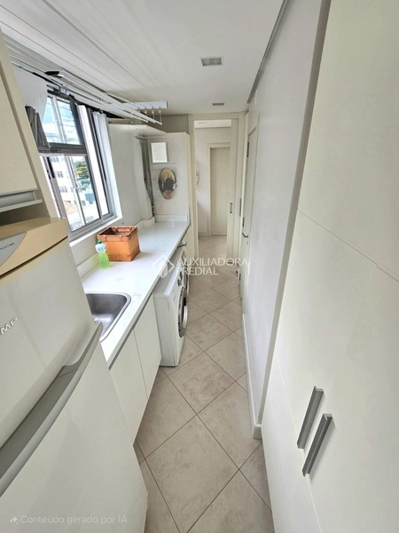 Apartamento reformado com 3 suítes e vista mar | Beira-Mar Norte: 30ª foto da galeria de imagens do imóvel