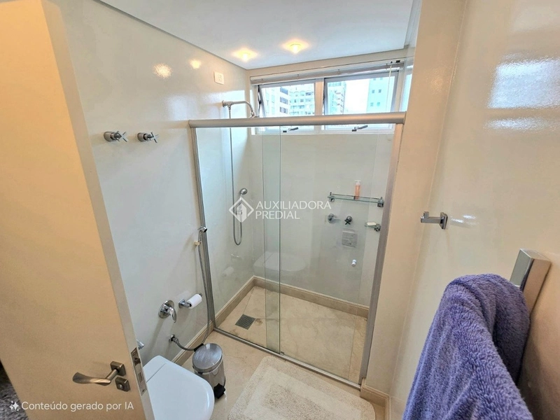 Apartamento reformado com 3 suítes e vista mar | Beira-Mar Norte: 16ª foto da galeria de imagens do imóvel