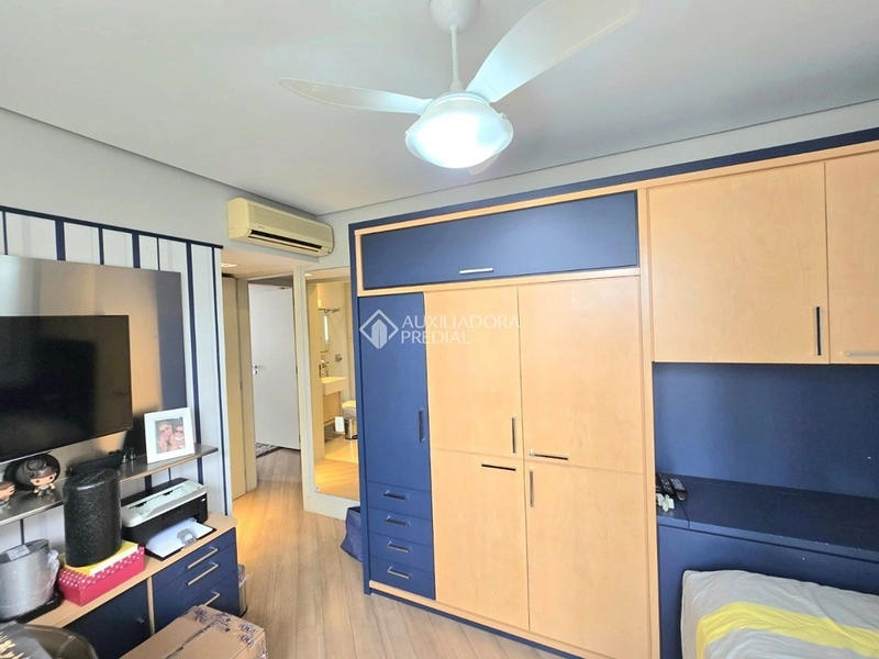 Apartamento reformado com 3 suítes e vista mar | Beira-Mar Norte: 20ª foto da galeria de imagens do imóvel