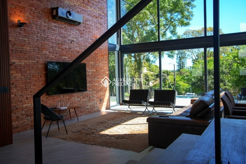 Casa em condomínio exclusivo | Porto da Lagoa | Acesso privativo à praia: 38ª foto da galeria de imagens do imóvel