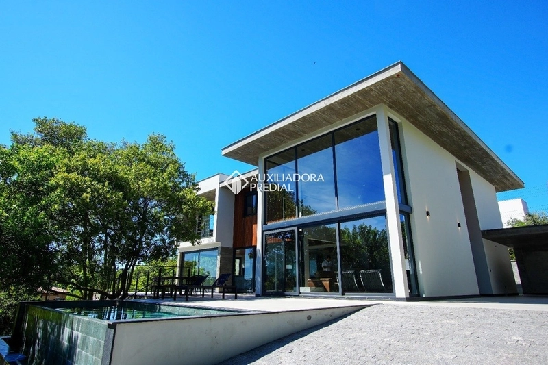 Casa em condomínio exclusivo | Porto da Lagoa | Acesso privativo à praia: 6ª foto da galeria de imagens do imóvel