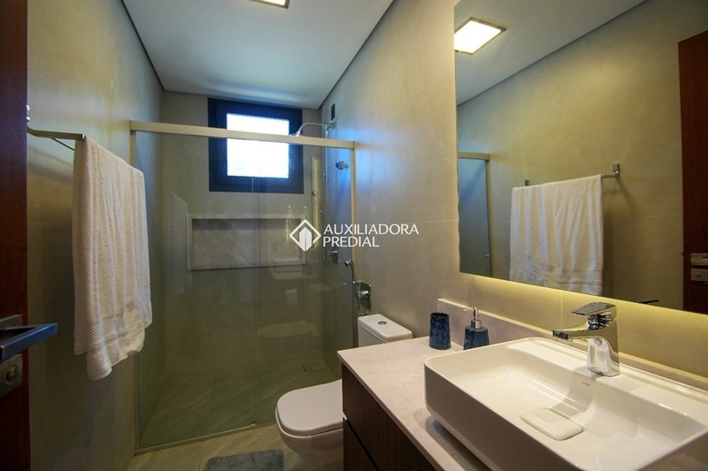 Casa em condomínio exclusivo | Porto da Lagoa | Acesso privativo à praia: 24ª foto da galeria de imagens do imóvel