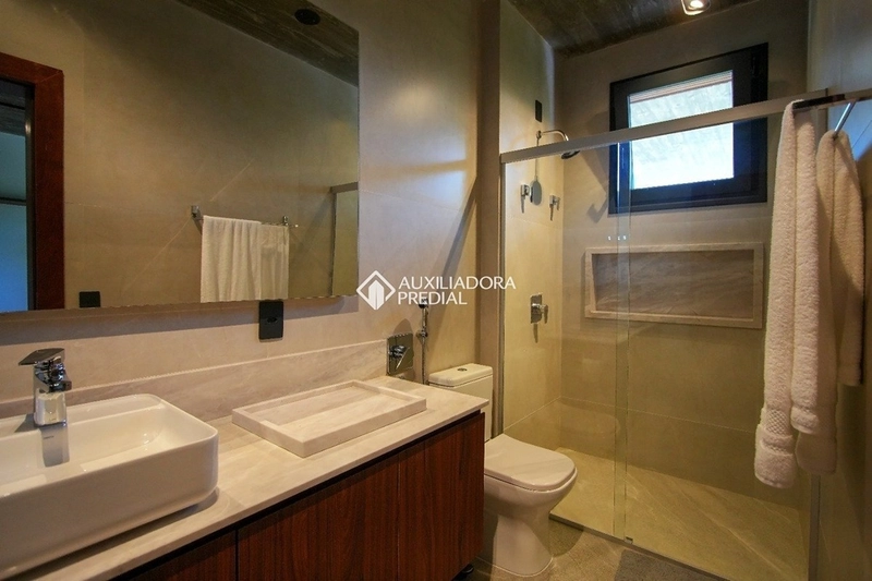 Casa em condomínio exclusivo | Porto da Lagoa | Acesso privativo à praia: 22ª foto da galeria de imagens do imóvel