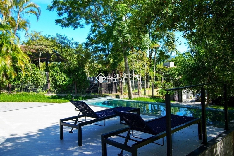 Casa em condomínio exclusivo | Porto da Lagoa | Acesso privativo à praia: 3ª foto da galeria de imagens do imóvel