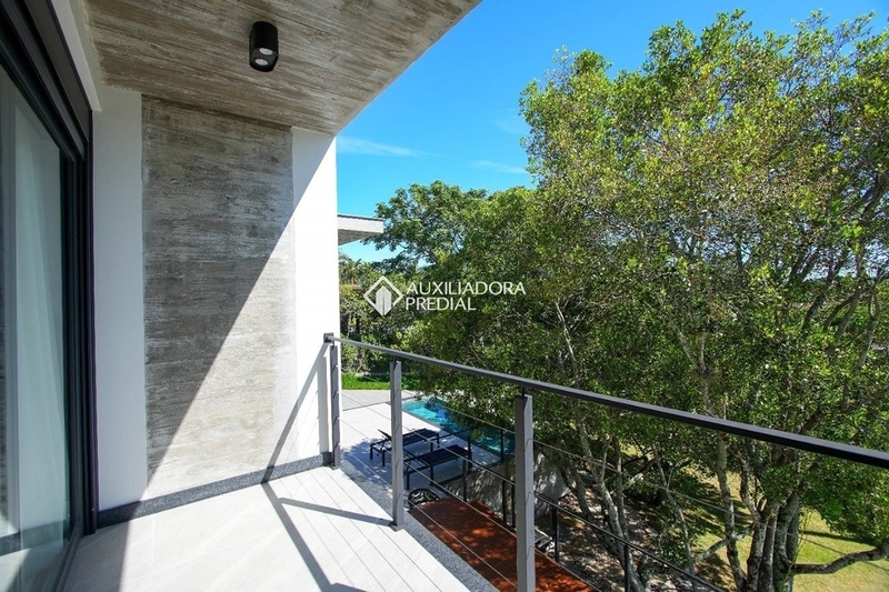 Casa em condomínio exclusivo | Porto da Lagoa | Acesso privativo à praia: 12ª foto da galeria de imagens do imóvel