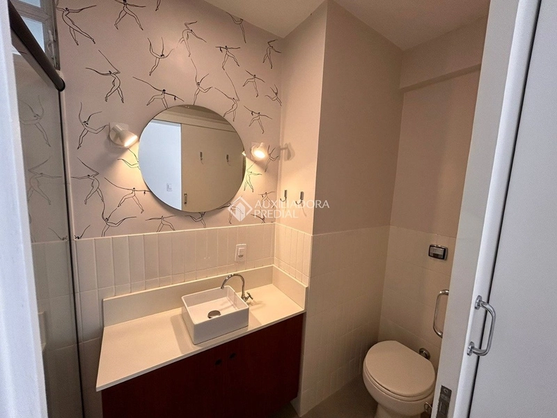 Apartamento com suíte totalmente reformado | Centro de Florianópolis | Próximo ao Beiramar: 17ª foto da galeria de imagens do imóvel