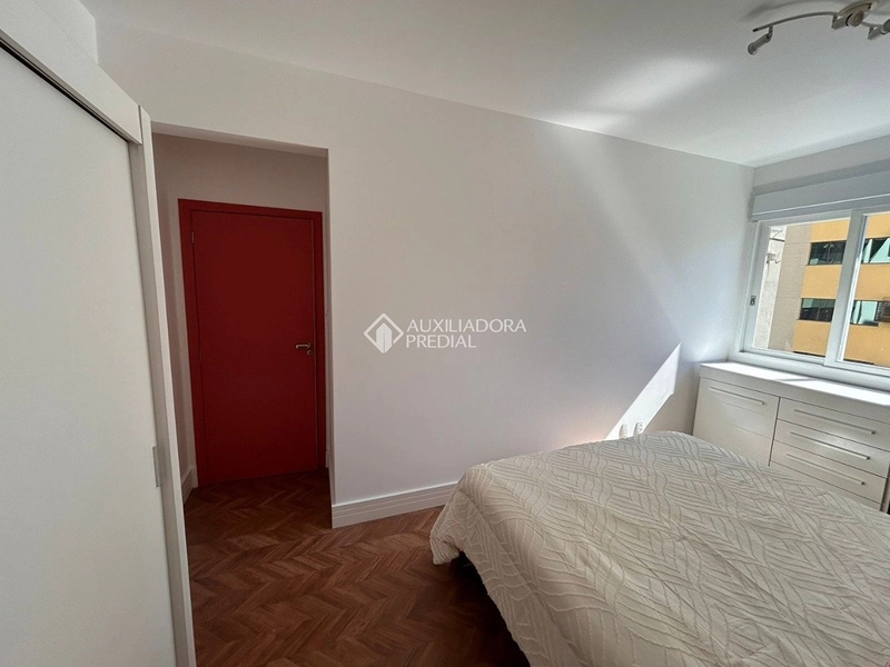 Apartamento com suíte totalmente reformado | Centro de Florianópolis | Próximo ao Beiramar: 24ª foto da galeria de imagens do imóvel