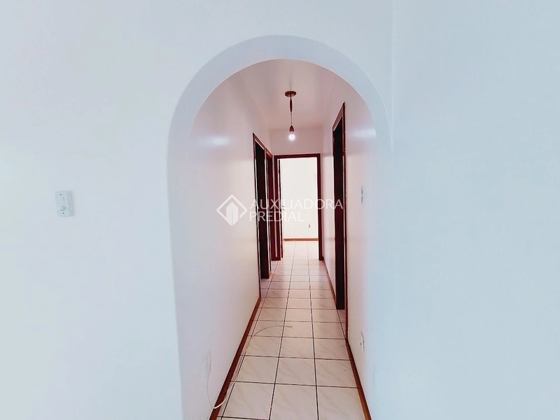 Apartamento mobiliado com 2 quartos - reformado - Centro - Florianópolis/SC: 12ª foto da galeria de imagens do imóvel