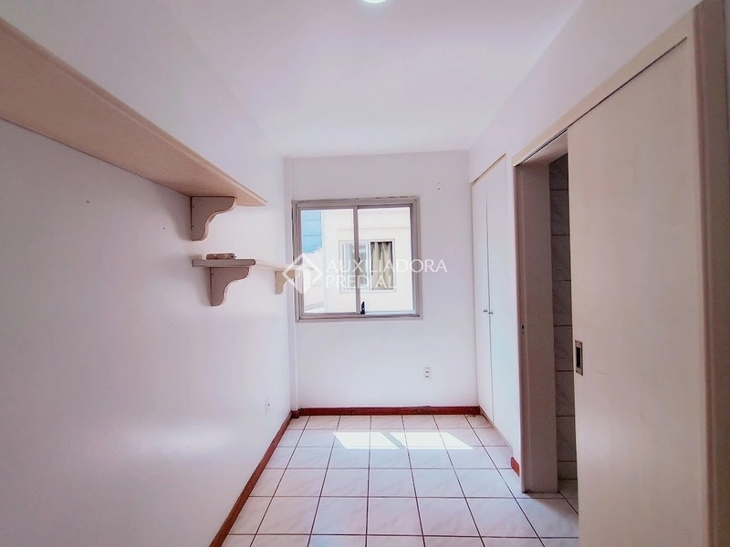 Apartamento mobiliado com 2 quartos - reformado - Centro - Florianópolis/SC: 11ª foto da galeria de imagens do imóvel