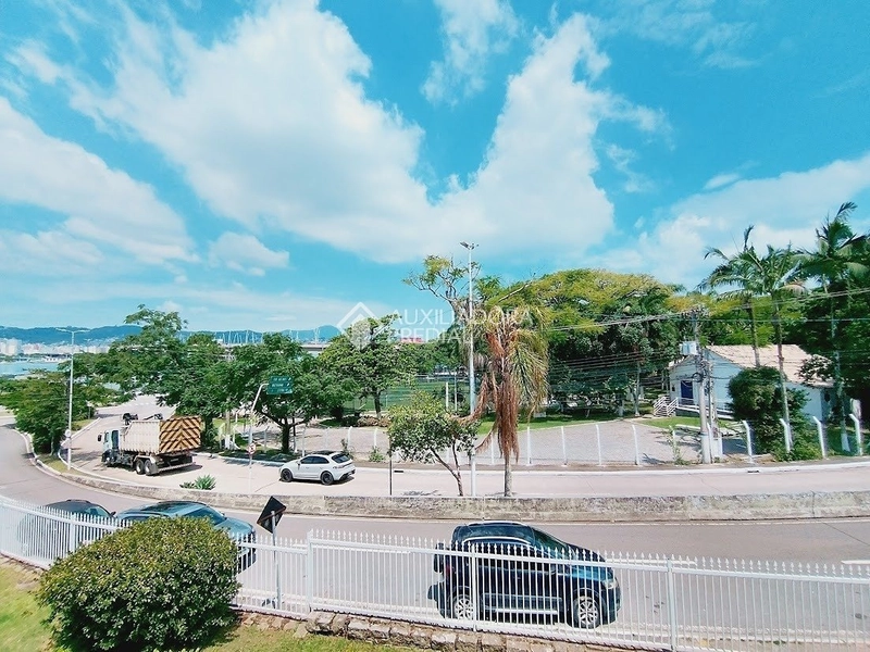 Apartamento mobiliado com 2 quartos - reformado - Centro - Florianópolis/SC: 15ª foto da galeria de imagens do imóvel