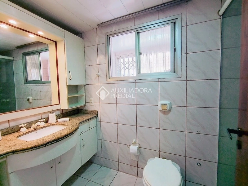 Apartamento mobiliado com 2 quartos - reformado - Centro - Florianópolis/SC: 6ª foto da galeria de imagens do imóvel