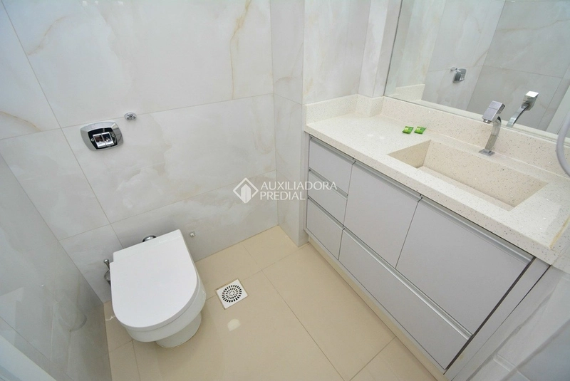 Apartamento mobiliado 3 dormitórios no Centro de Florianópolis – 95 m², próximo ao Beiramar Shopping: 13ª foto da galeria de imagens do imóvel