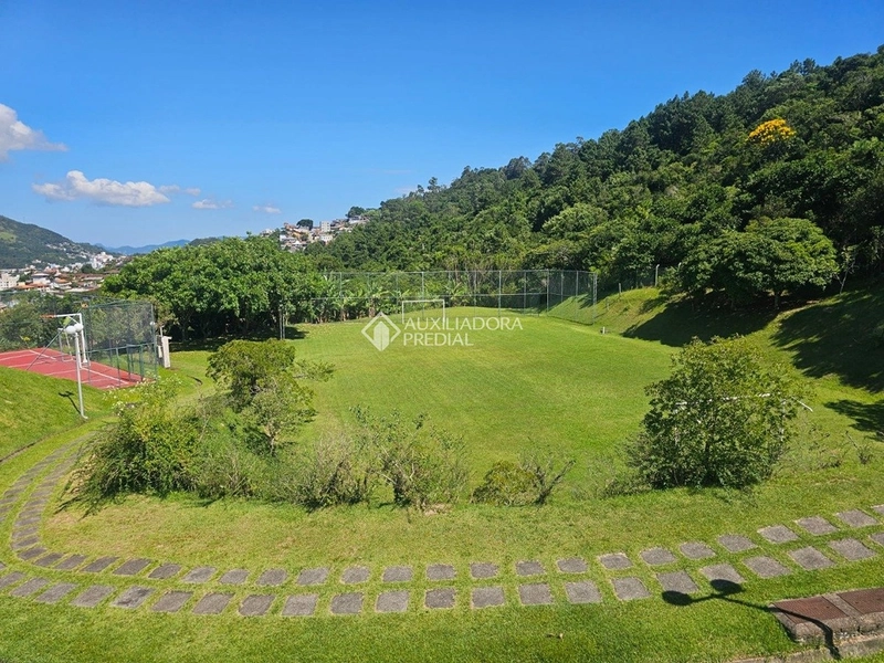 Casa em condomínio na Trindade, ao lado da UFSC, com 4 dormitórios e pronta para morar.: 26ª foto da galeria de imagens do imóvel