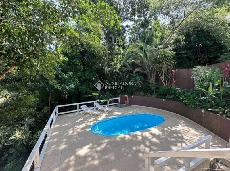 Casa em condomínio na Trindade, ao lado da UFSC, com 4 dormitórios e pronta para morar.: 21ª foto da galeria de imagens do imóvel