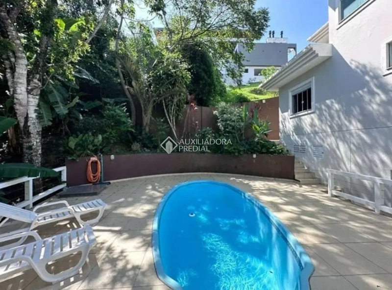 Casa em condomínio na Trindade, ao lado da UFSC, com 4 dormitórios e pronta para morar.: 22ª foto da galeria de imagens do imóvel