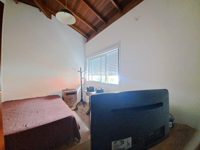 Casa para alugar no Rio Tavares Florianópolis | 3 suítes | piscina | próxima à praia | alto padrão: 16ª foto da galeria de imagens do imóvel