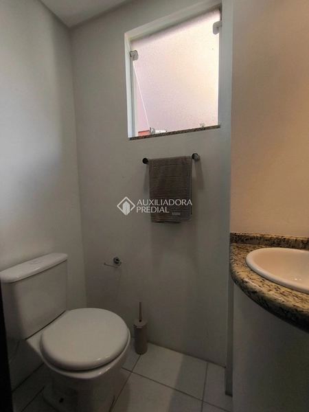 Casa para alugar no Campeche Florianópolis | 3 dormitórios | ampla | próximo à praia: 14ª foto da galeria de imagens do imóvel