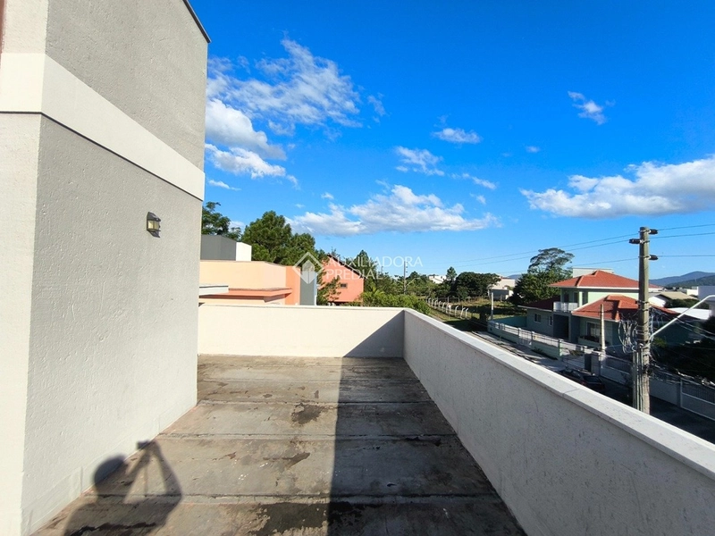 Casa para alugar no Campeche Florianópolis | 3 dormitórios | ampla | próximo à praia: 36ª foto da galeria de imagens do imóvel