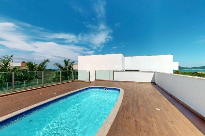 Cobertura para alugar no Campeche Florianópolis | 5 suítes | 750m² | piscina privativa | vista mar definitiva: 19ª foto da galeria de imagens do imóvel