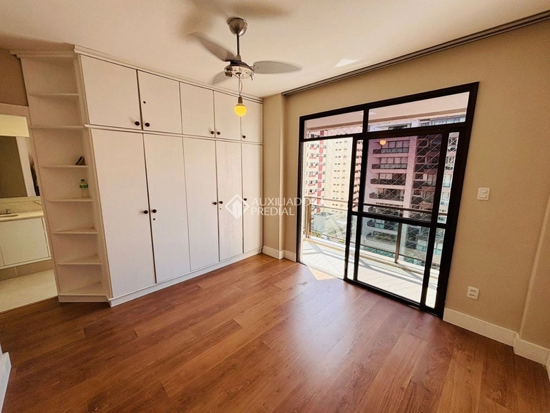 Apartamento reformado com 3 dormitórios | Centro de Florianópolis | Próximo ao Beiramar: 25ª foto da galeria de imagens do imóvel