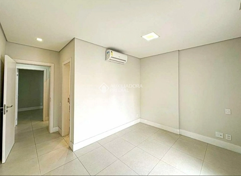 Apartamento à venda no Centro de Florianópolis | 2 dormitórios | Próximo à Beira-Mar Norte: 13ª foto da galeria de imagens do imóvel