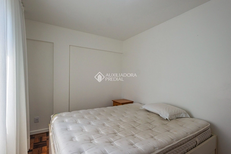 Apartamento mobiliado com 2 quartos - reformado - Centro - Florianópolis/SC: 14ª foto da galeria de imagens do imóvel