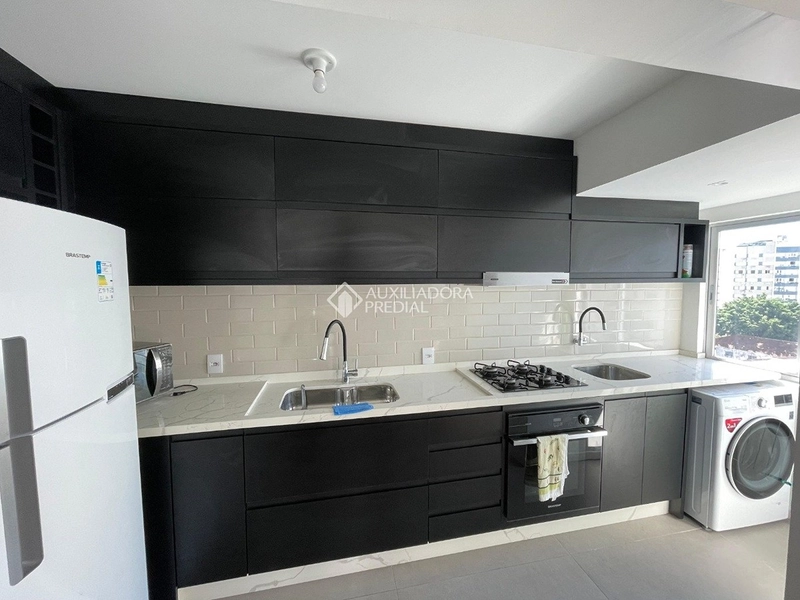 Apartamento mobiliado com 2 quartos - reformado - Centro - Florianópolis/SC: 13ª foto da galeria de imagens do imóvel