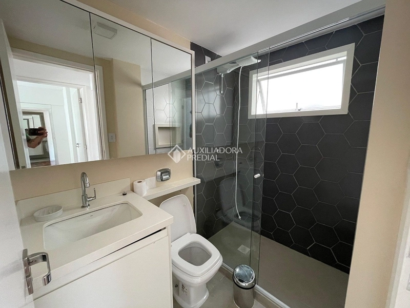 Apartamento mobiliado com 2 quartos - reformado - Centro - Florianópolis/SC: 15ª foto da galeria de imagens do imóvel