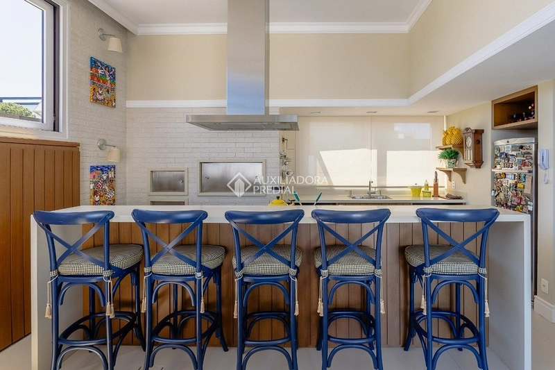 Cobertura duplex de luxo à venda na Agronômica | Vista panorâmica para a Beira-Mar Norte: 9ª foto da galeria de imagens do imóvel