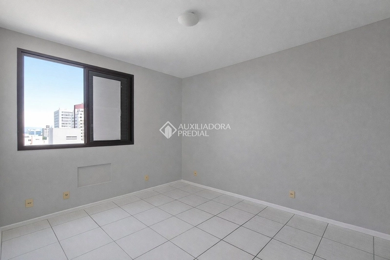 Apartamento para alugar no Centro de Florianópolis | 2 dormitórios | Próximo à Av. Mauro Ramos: 15ª foto da galeria de imagens do imóvel