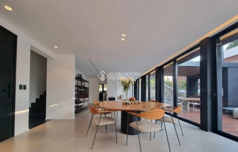 Casa à venda em Cacupé | Frente mar | Condomínio fechado | Florianópolis: 7ª foto da galeria de imagens do imóvel