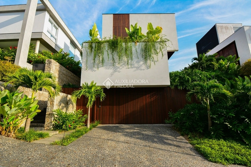 Casa à venda em Cacupé | Frente mar | Condomínio fechado | Florianópolis: 2ª foto da galeria de imagens do imóvel