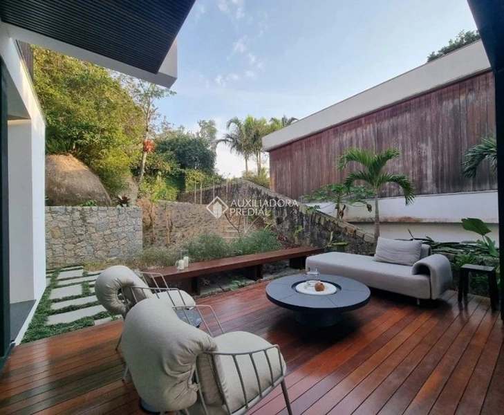 Casa à venda em Cacupé | Frente mar | Condomínio fechado | Florianópolis: 10ª foto da galeria de imagens do imóvel