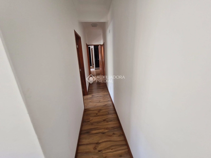 Apartamento à venda mobiliado e reformado | 3 dormitórios | Próximo à Beira-Mar Norte | Florianópolis: 24ª foto da galeria de imagens do imóvel