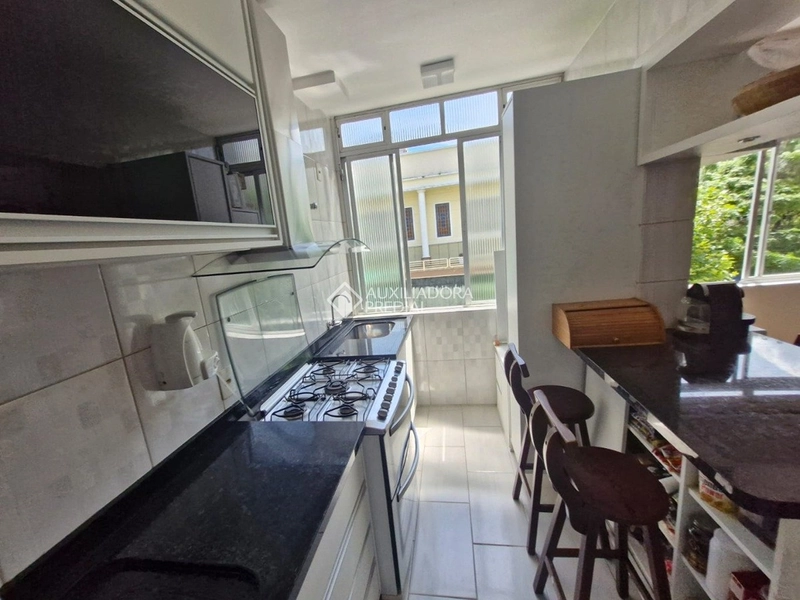 Apartamento à venda mobiliado e reformado | 3 dormitórios | Próximo à Beira-Mar Norte | Florianópolis: 11ª foto da galeria de imagens do imóvel