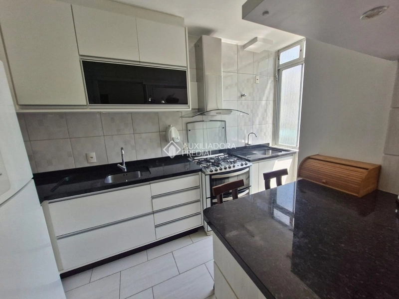 Apartamento à venda mobiliado e reformado | 3 dormitórios | Próximo à Beira-Mar Norte | Florianópolis: 14ª foto da galeria de imagens do imóvel