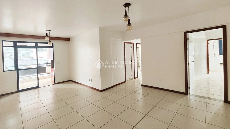 Apartamento à venda no Kobrasol | 3 dormitórios | Sacada com churrasqueira | São José/SC: 2ª foto da galeria de imagens do imóvel