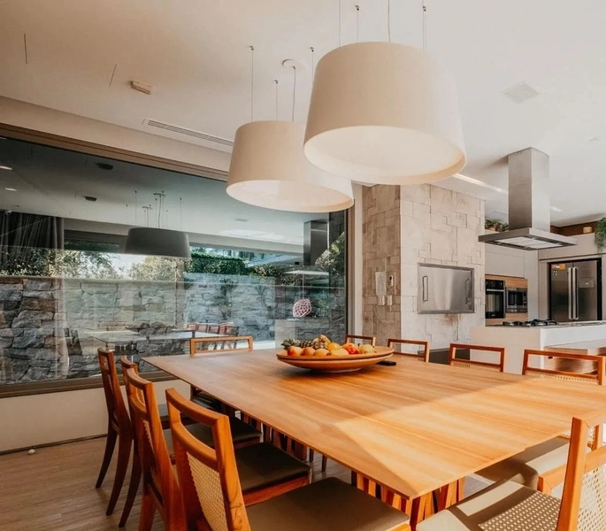 Casa em condomínio de alto padrão em Cacupé | 4 suítes | Vista para o mar: 7ª foto da galeria de imagens do imóvel