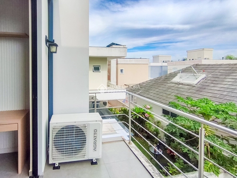 Casa no bairro João Paulo em Florianópolis | 3 suítes | Espaço gourmet: 26ª foto da galeria de imagens do imóvel