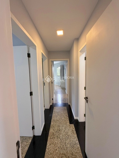 Apartamento mobiliado com vista para o mar | 3 dormitórios | 2 vagas: 9ª foto da galeria de imagens do imóvel