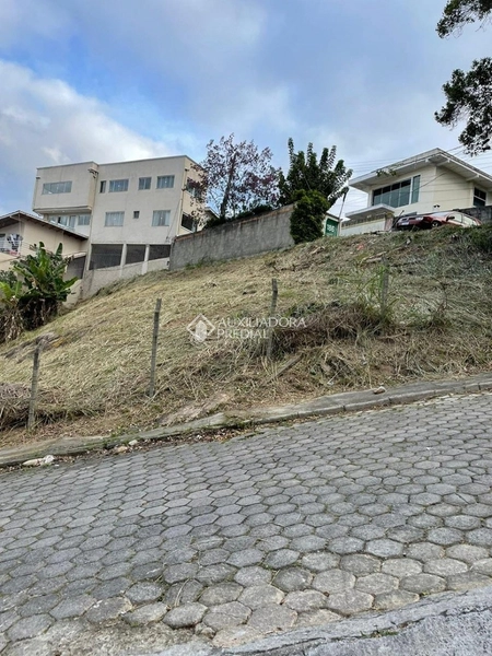 Terreno à venda na Trindade | 649,71 m² | Viabilidade para uso misto | Florianópolis: 1ª foto da galeria de imagens do imóvel