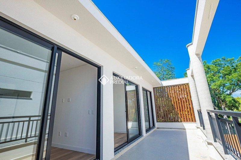 Casa para alugar em condomínio fechado em Cacupé | 3 suítes | Piscina | Florianópolis: 41ª foto da galeria de imagens do imóvel