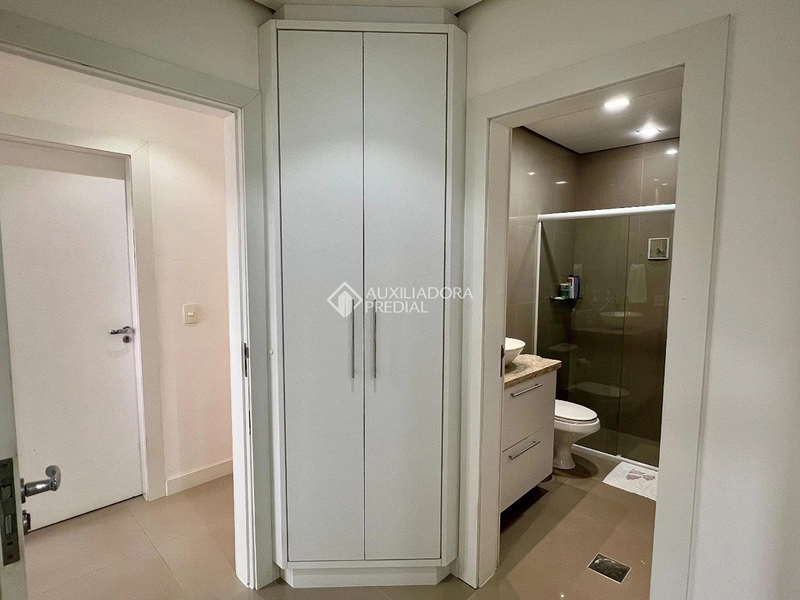 Cobertura linear com vista para o mar à venda no João Paulo | Florianópolis: 19ª foto da galeria de imagens do imóvel