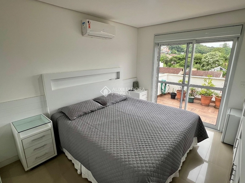 Cobertura linear com vista para o mar à venda no João Paulo | Florianópolis: 18ª foto da galeria de imagens do imóvel