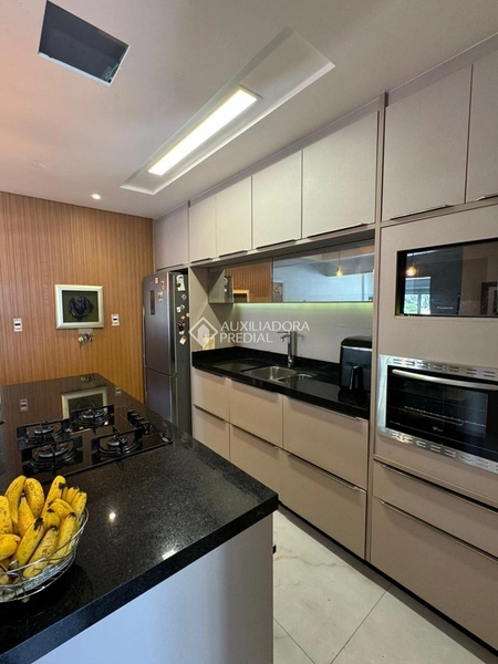 Apartamento à venda no Centro de Florianópolis | 3 dormitórios | 105 m² | Reformado: 11ª foto da galeria de imagens do imóvel