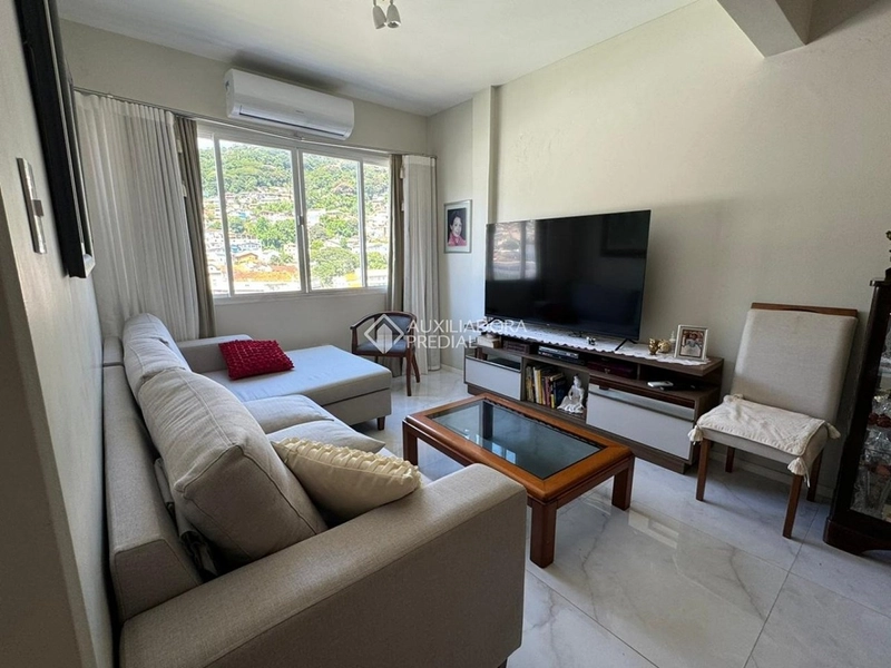 Apartamento à venda no Centro de Florianópolis | 3 dormitórios | 105 m² | Reformado: 13ª foto da galeria de imagens do imóvel