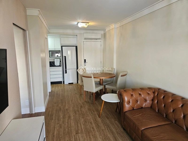 Studio mobiliado para locação no Centro de Florianópolis | Com vaga: 8ª foto da galeria de imagens do imóvel